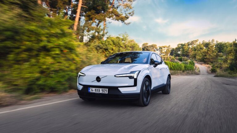 Volvo’nun Yeni Elektrikli SUV Modeli EX30 Türkiye’de Satışa Sunuldu